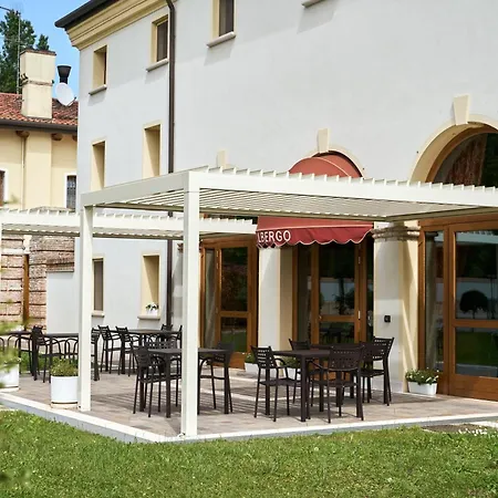Antica Corte Marchesini ホテル Campagna Lupia