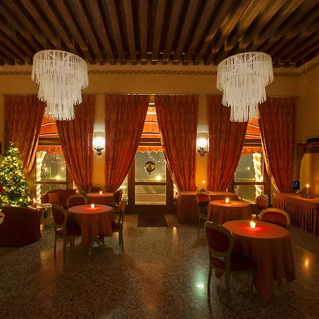 Hotel Antica Corte Marchesini