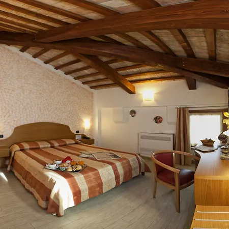 Antica Corte Marchesini 3*
