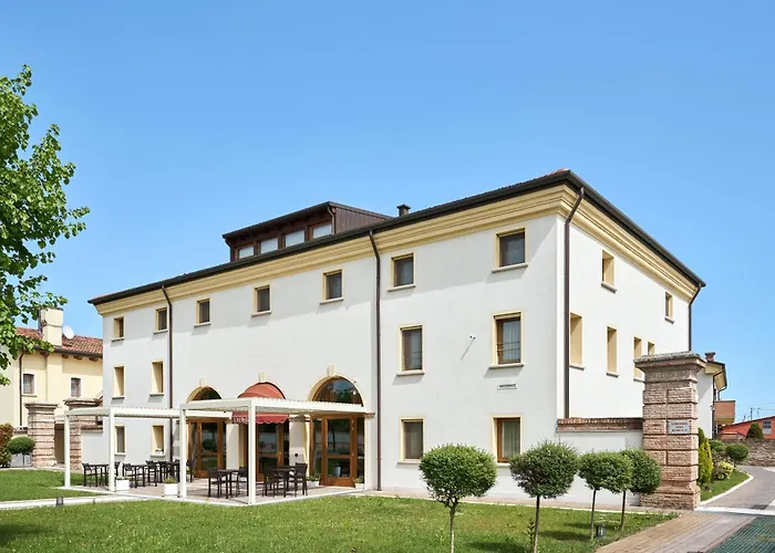 Szálloda Antica Corte Marchesini