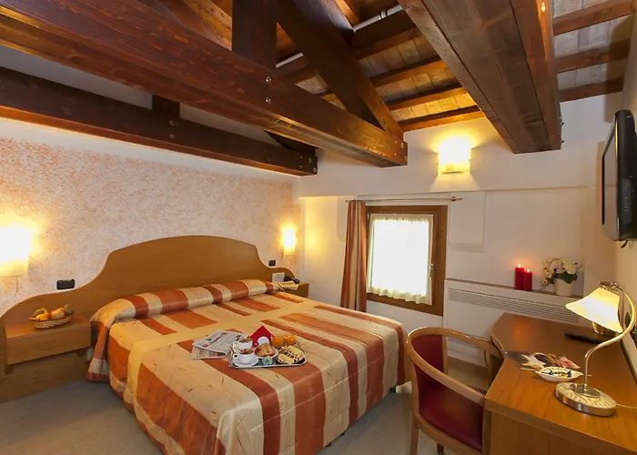 Antica Corte Marchesini 3*