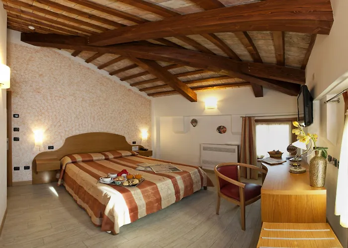 Antica Corte Marchesini 3*