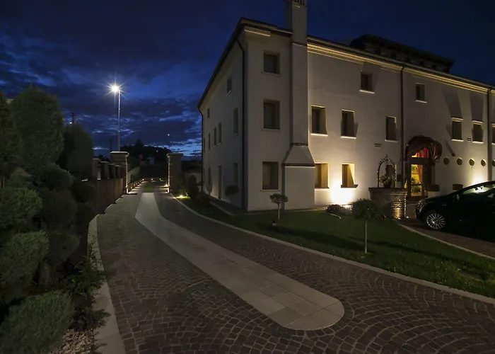 Antica Corte Marchesini Szálloda Campagna Lupia
