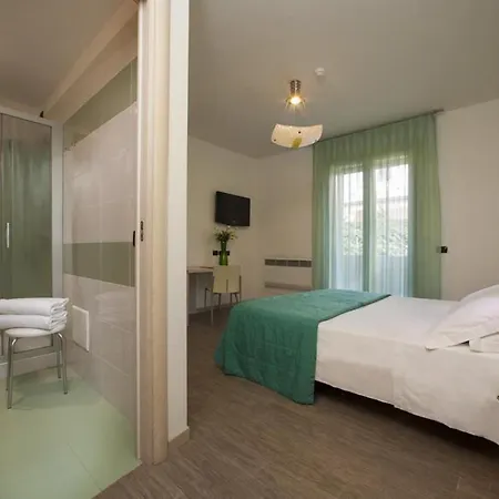 Hotel Antica Corte Marchesini 3*
