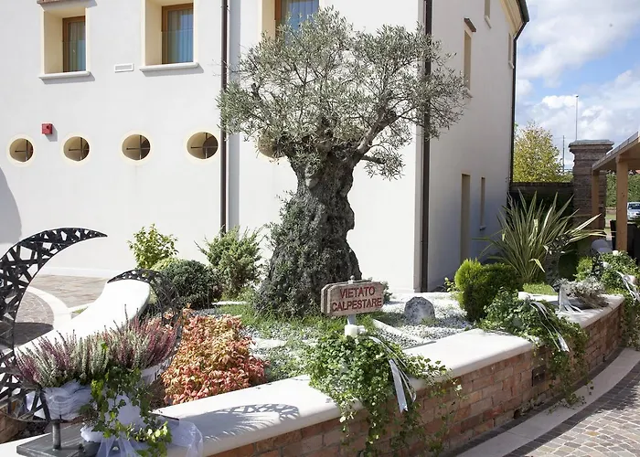 Antica Corte Marchesini 3* Campagna Lupia